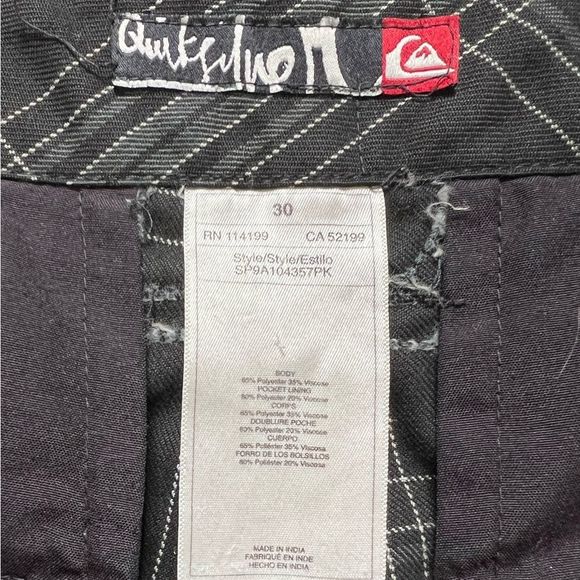 QUICKSILVER Estilo Black White Striped Skateboard Shorts Mens Size 30 - Picture 4 of 4
